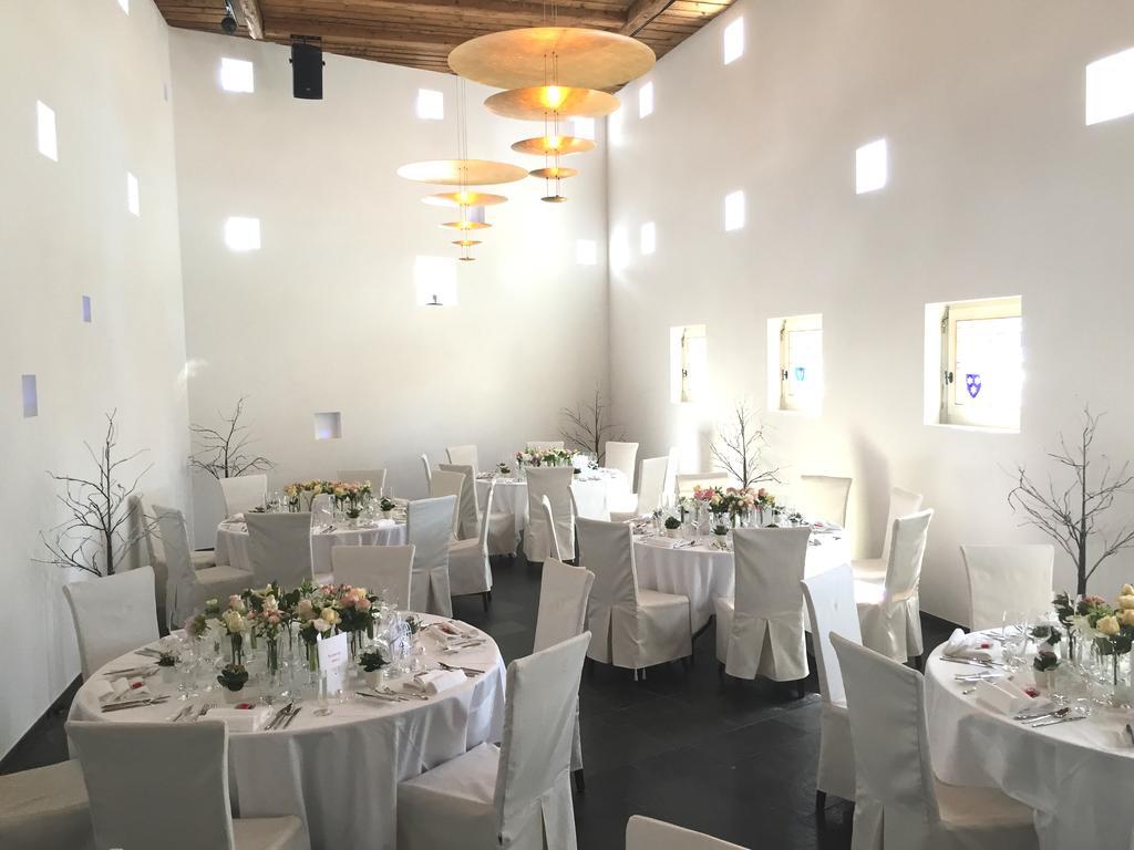 Hotel Weiss Kreuz Malans 外观 照片